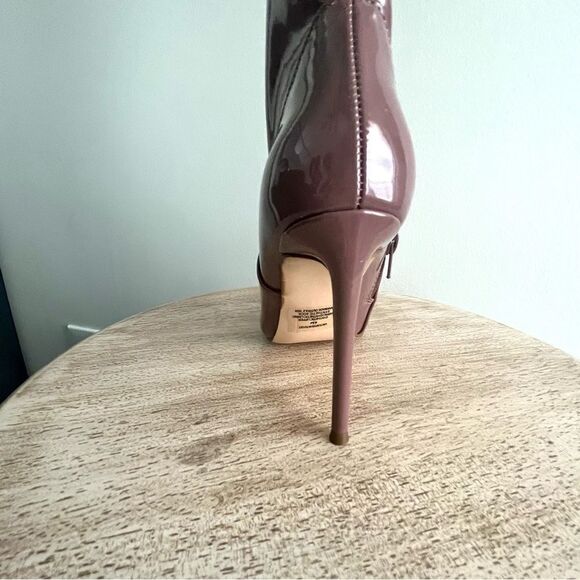 Steve Madden Over The Knee Patent Leather Victory Boots in Purple Size 6 NWOB - Picture 3 of 7